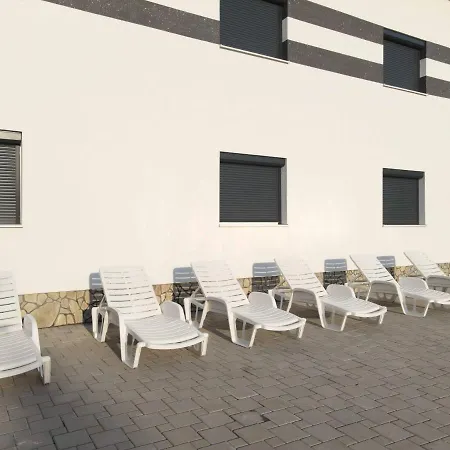 Althea & Wellness Vila *