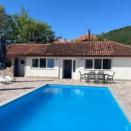 Vila Althea & Wellness *